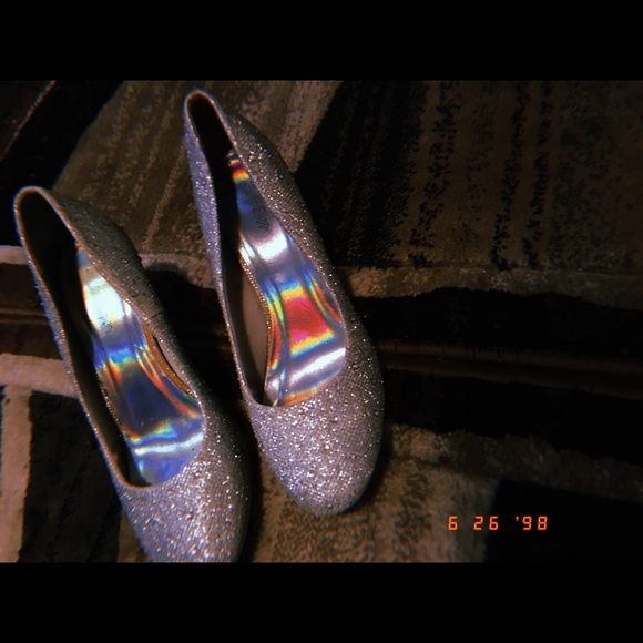Sliver sparkly gem high heels - Picture 2 of 2